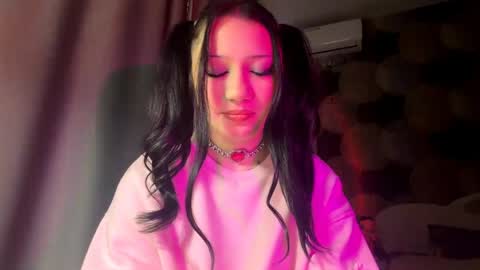 Milana  online show from May 14, 2:56 pm