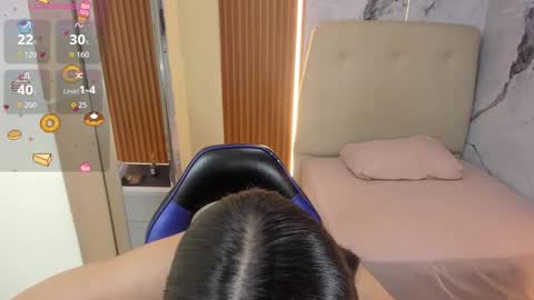 delilaquinn online show from November 26, 7:48 pm