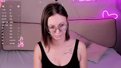 Elina online show from October 22, 3:33 am