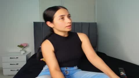 derly_cuervo703031 online show from January 17, 7:32 pm