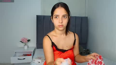 derly_cuervo703031 online show from June 5, 6:25 pm