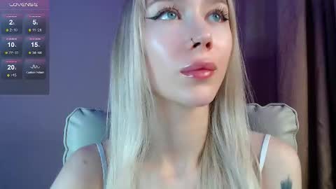 Ari online show from October 31, 5:50 pm