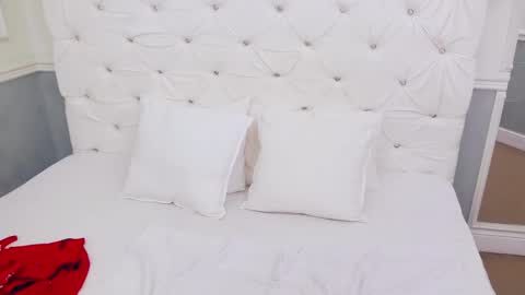 Jenna online show from February 11, 8:31 pm