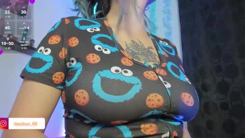 Snapshot of destiny14_ chatting on October 15, 2:25 am Dani online show from October 15, 2:25 am