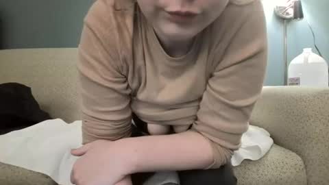 destinydiamondd online show from January 8, 6:28 am