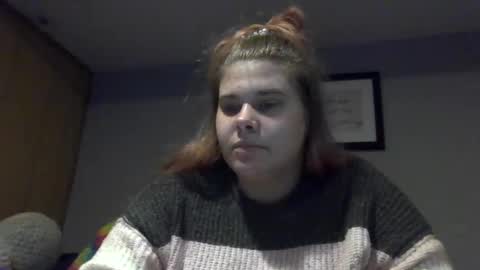 Snapshot of devykitten2018 chatting on December 11, 10:27 pm devykitten online show from December 11, 10:27 pm