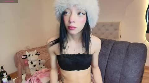 Diamond  online show from April 15, 2:17 pm