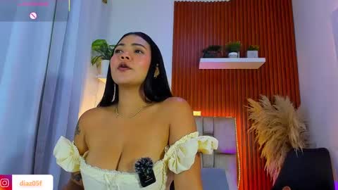 diamond_canela online show from November 12, 3:04 am