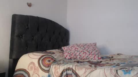 Diamond rough  online show from April 18, 4:48 am