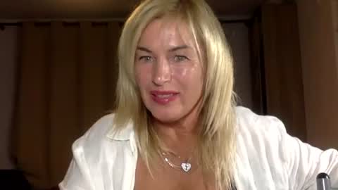 diana583578 online show from October 19, 8:11 pm