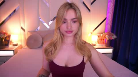 diana_nova online show from June 4, 11:47 am
