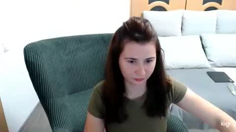 Snapshot of dianasmiey7 chatting on October 5, 6:02 pm dianasmiey7 online show from October 5, 6:02 pm