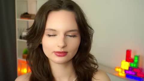 Snapshot of dianatheaker chatting on October 25, 10:12 am Diana online show from October 25, 10:12 am
