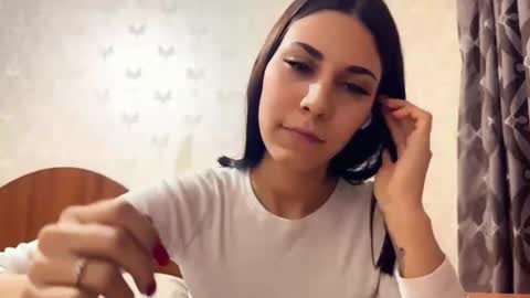 Sara online show from March 2, 2:35 pm