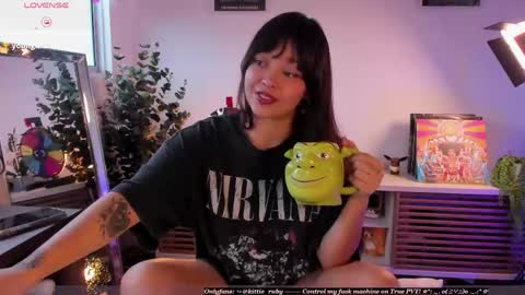 Estef  Germn     online show from June 6, 2:12 pm