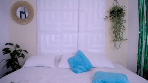 DINA online show from March 31, 5:57 pm