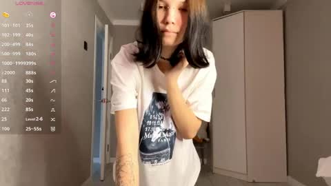 Amelia online show from April 12, 10:29 am