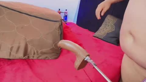 victoria online show from February 10, 1:47 pm