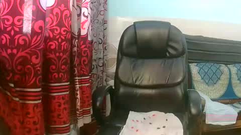 dipa2345 online show from October 11, 6:18 am