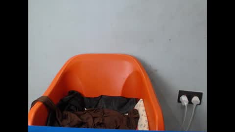 Snapshot of dirtyxxslut chatting on October 8, 2:43 pm dirtyxxslut online show from October 8, 2:43 pm