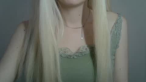 DitaMilton online show from July 23, 9:39 am