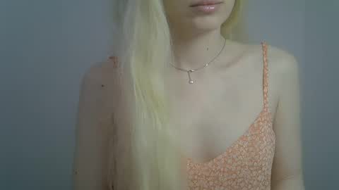 DitaMilton online show from February 20, 10:06 am