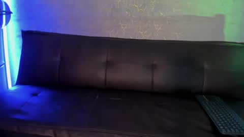 divaluna_ online show from March 31, 12:32 am