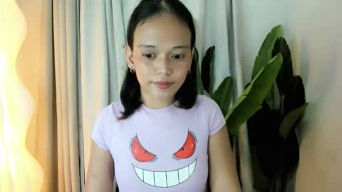 Crystal mae online show from April 18, 7:07 pm