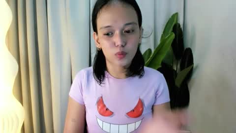 Crystal mae online show from April 16, 8:19 pm