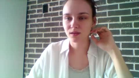 dolcezza_ online show from April 8, 11:23 am