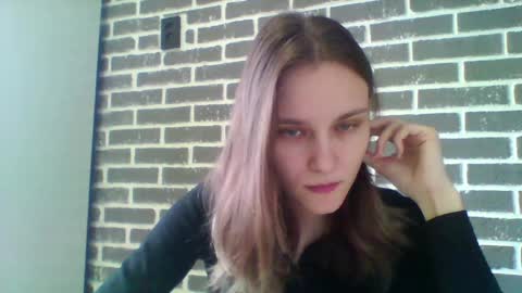 dolcezza_ online show from April 7, 11:12 am