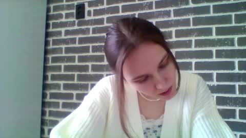 dolcezza_ online show from April 20, 10:29 am