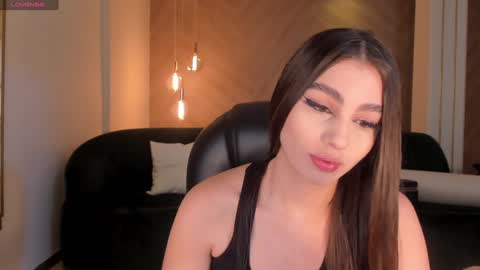 Dolcie  online show from December 13, 12:39 pm