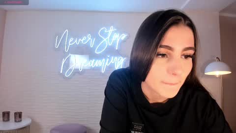 Dolcie  online show from March 1, 10:02 am