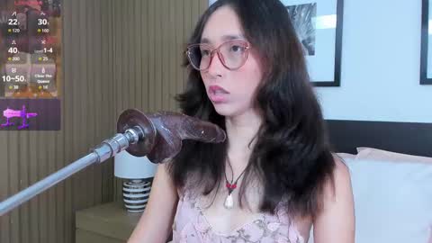 Bella  online show from October 1, 8:03 pm