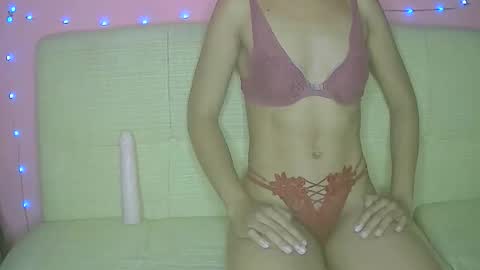 dollepoupee online show from February 3, 6:33 am