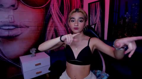 Dolly pocket online show from February 2, 8:52 pm