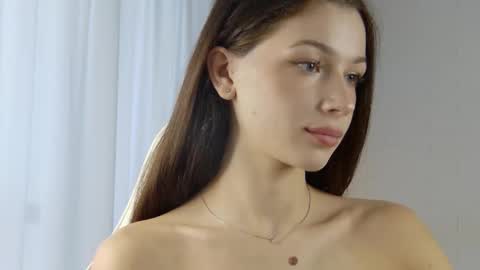 Dolly online show from October 25, 8:11 am