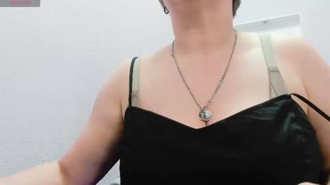 DoloresSea online show from June 14, 5:30 am