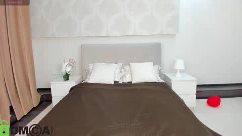 Donna On GMT2 Mon-Fri 3-9 AM online show from February 23, 11:59 pm