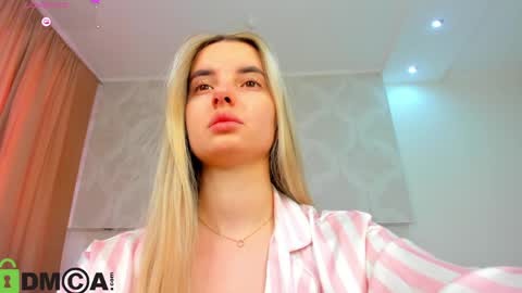 Donna On GMT2 Mon-Fri 3-9 AM online show from April 9, 4:48 am