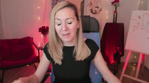 Donna online show from March 12, 11:18 pm