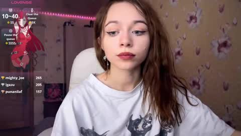 Nicole online show from February 12, 2:44 pm