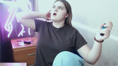 dora_candy_ online show from March 6, 2:08 pm