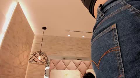  DOROTHY online show from February 20, 3:01 am