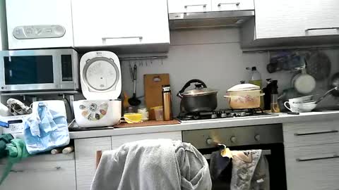 Dorrie Ann online show from March 4, 5:32 am