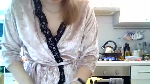 Dorrie Ann online show from January 18, 7:59 am