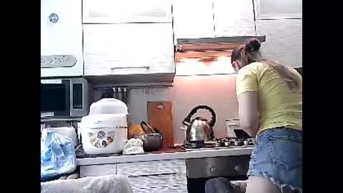 Dorrie Ann online show from March 1, 8:13 am