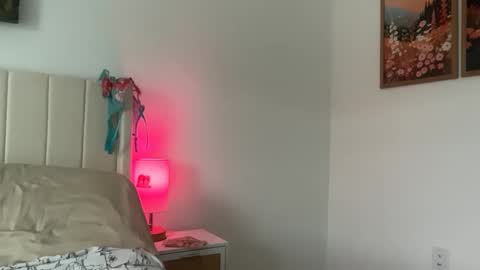 Coral online show from March 27, 5:24 pm