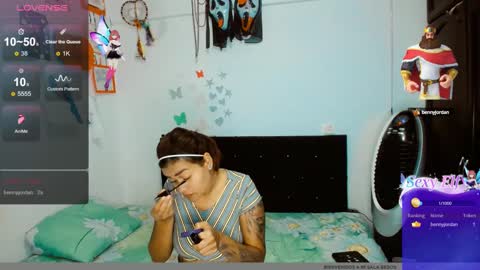 sharon online show from December 19, 10:34 am